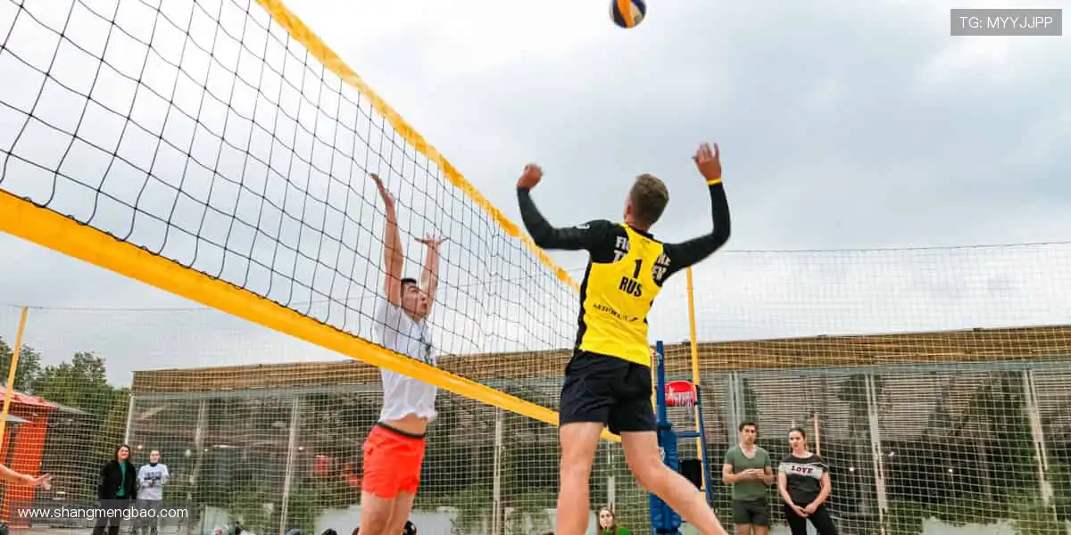 球迷专属装备库，限量潮品一键收藏！🎁